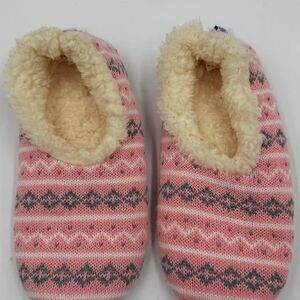 Snoozies! Pink Fair Isle Knit Slippers size Medium US Women’s 7–8